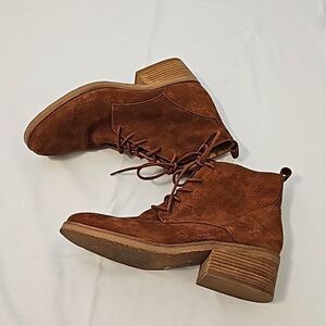 Lucky Brand Tan Lace-Up Ankle Booties